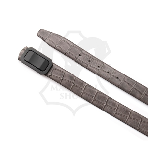 6.Handcrafted Leather Belts